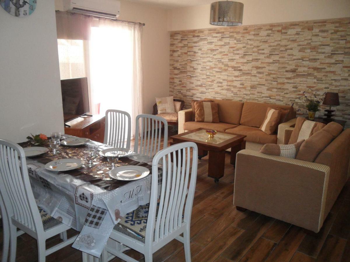 Sunshine Apts, Two Bedroom , Free Internet, No 3 Ayia Napa Exterior foto