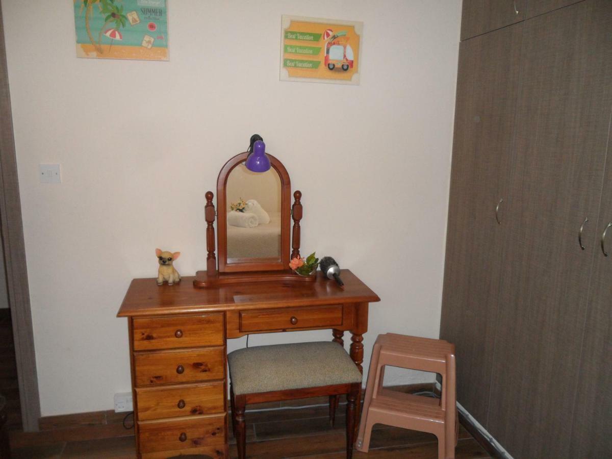 Sunshine Apts, Two Bedroom , Free Internet, No 3 Ayia Napa Exterior foto