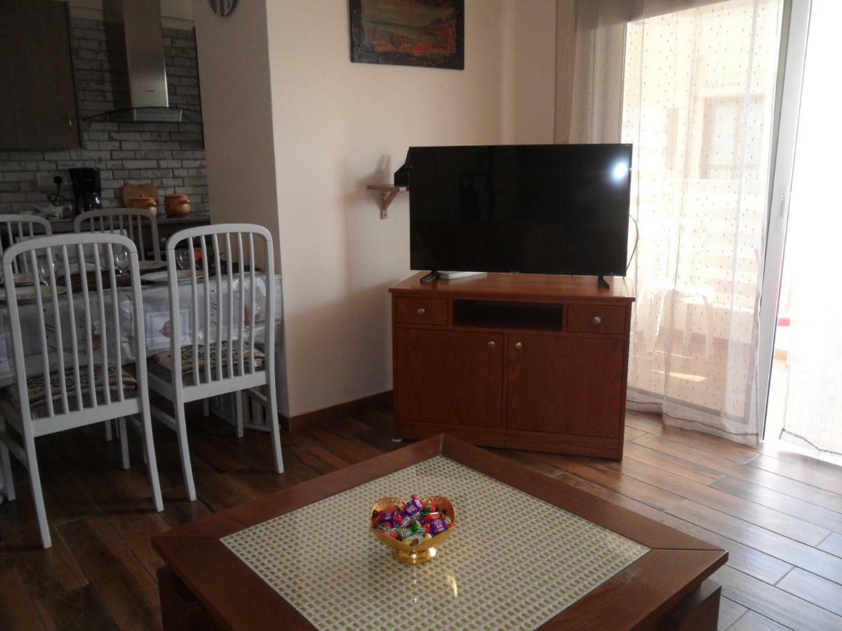 Sunshine Apts, Two Bedroom , Free Internet, No 3 Ayia Napa Exterior foto
